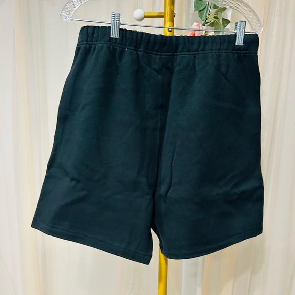 Fear of God Essentials Black Shorts - Picture 3 of 5